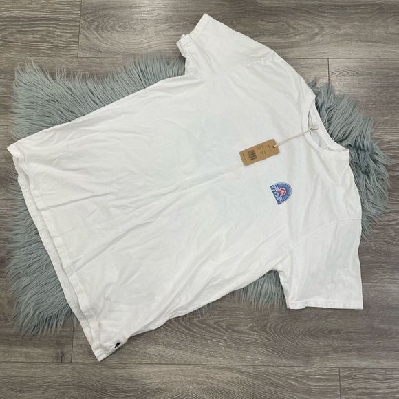 Sperry Other - NWT SPERRY pyramid light house logo tee in white - XL